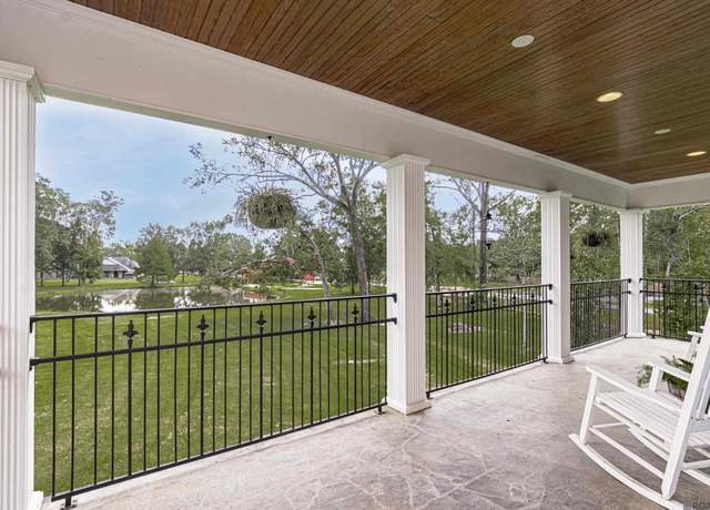 Property at 11759 Blackwater Rd, Baker, LA 70714, 4 beds, 2.5 baths
