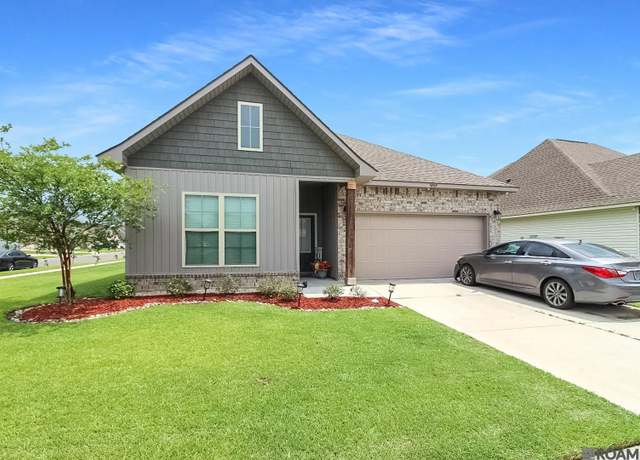 Property at 39519 Parkfair Dr, Gonzales, LA 70737, 4 beds, 2 baths