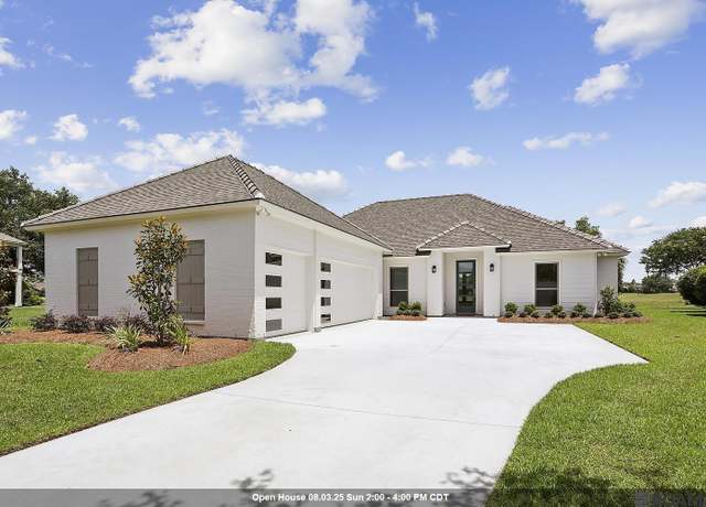 Property at 6112 Royal Palms Ct, Gonzales, LA 70737, 4 beds, 2.5 baths