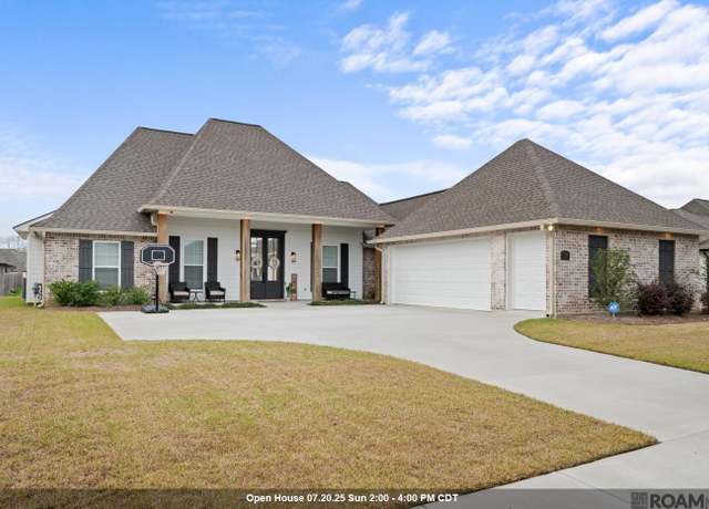 Property at 7280 Lillie Dr, Denham Springs, LA 70706, 4 beds, 3 baths