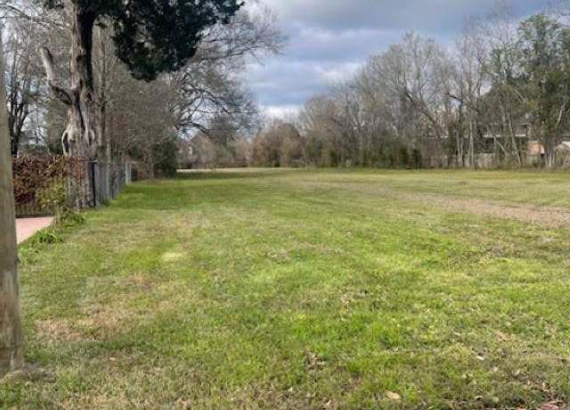 Property at 5265 Hollywood St, Baton Rouge, LA 70805