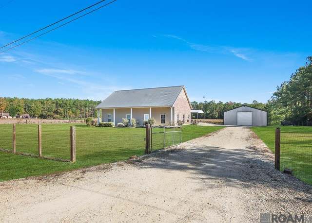 Property at 23748 Hutchinson Rd, Springfield, LA 70462, 3 beds, 3 baths