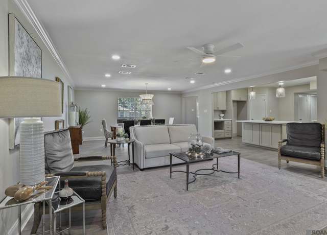 Property at 550 Burgin Ave, Baton Rouge, LA 70808, 4 beds, 3.5 baths