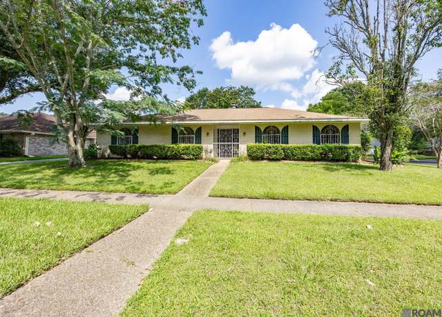Property at 1573 Leycester Dr, Baton Rouge, LA 70808, 4 beds, 2.5 baths