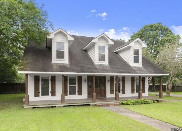 Property at 3518 Main St, Zachary, LA 70791, 4 beds, 3 baths