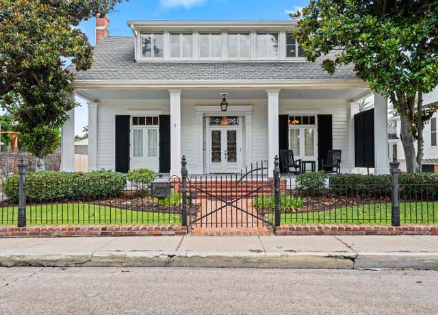 Property at 629 Verret St, Houma, LA 70360, 4 beds, 4 baths