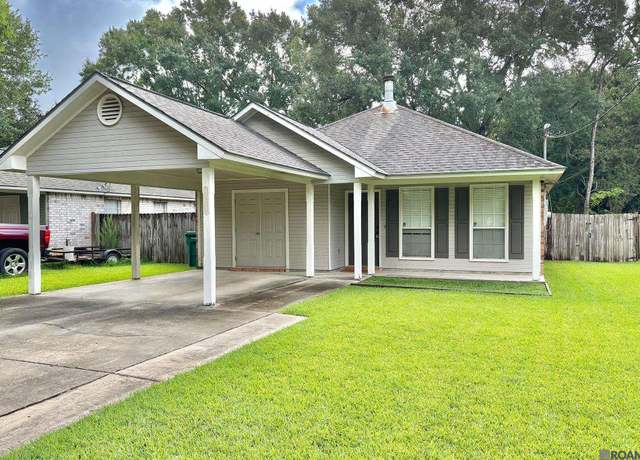 Property at 4074 Florida St, Zachary, LA 70791, 3 beds, 2 baths
