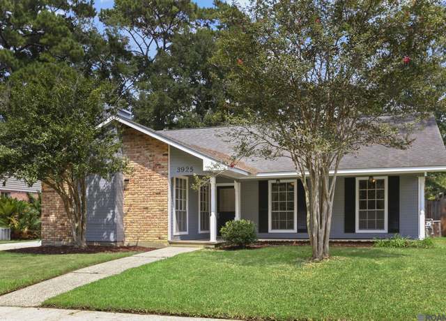 Property at 3925 Country View Dr, Baton Rouge, LA 70816, 3 beds, 2 baths