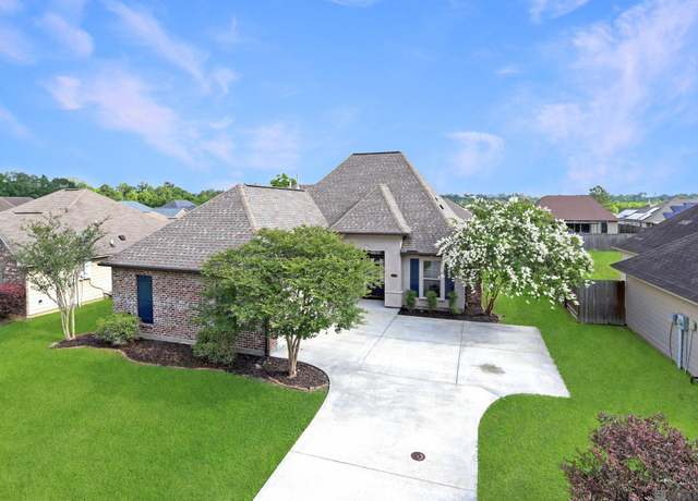 Property at 14993 Cross Creek Blvd, Walker, LA 70785, 3 beds, 2.5 baths