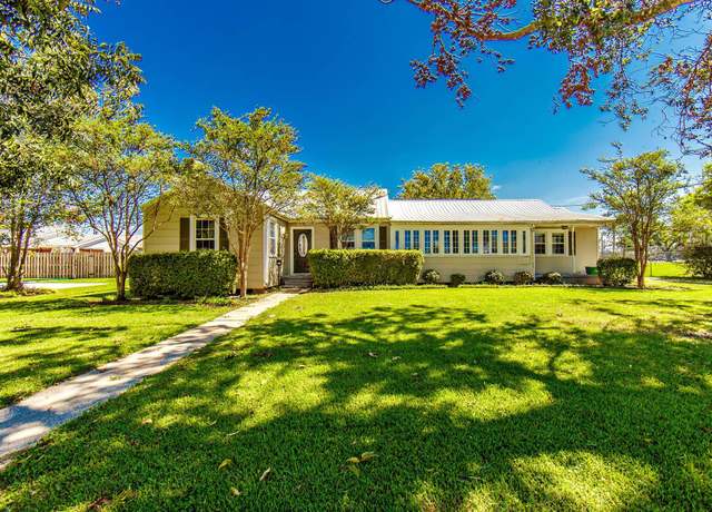 Property at 603 Lafourche Dr, Thibodaux, LA 70301, 3 beds, 2 baths
