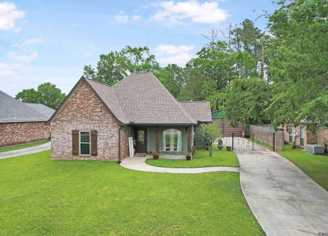 Property at 12769 Landon Dr, Walker, LA 70785, 5 beds, 3 baths