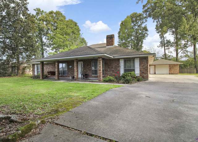 Property at 2315 Zelmere St, Zachary, LA 70791, 4 beds, 3 baths