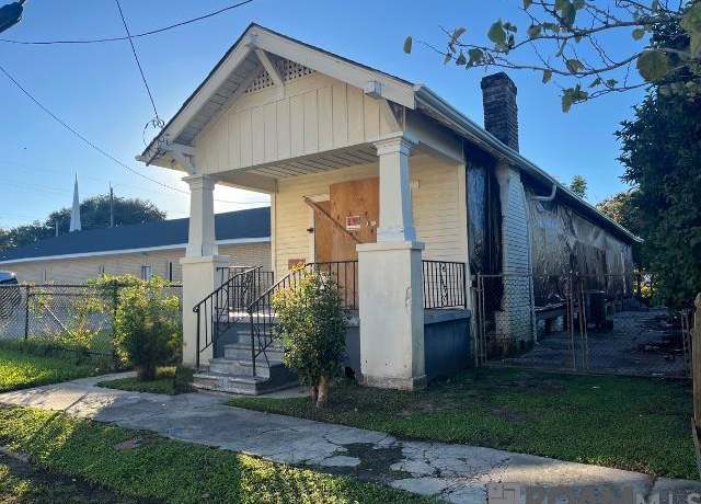 Property at 816 Lizardi St, New Orleans, LA 70117, 3 beds, 1 bath