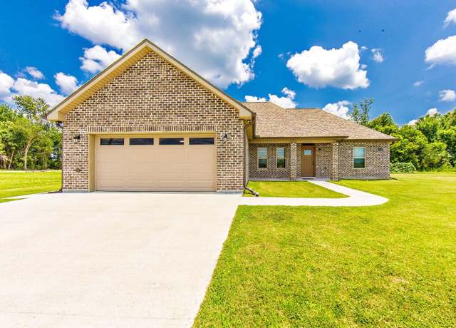 Property at 235 Le Belle Maison Dr, Raceland, LA 70394, 3 beds, 2 baths