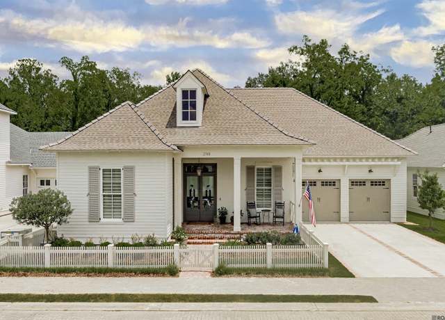 Property at 2748 Pointe-marie Dr, Baton Rouge, LA 70820, 4 beds, 3.5 baths