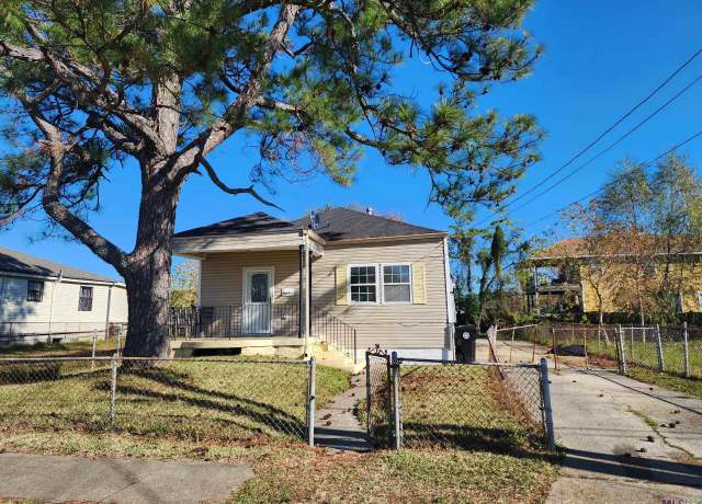 Property at 2021 Piety St, New Orleans, LA 70117, 2 beds, 2 baths