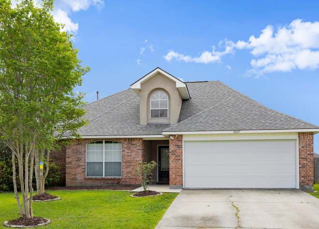 Property at 26017 Big Ben Dr, Denham Springs, LA 70726, 4 beds, 2 baths