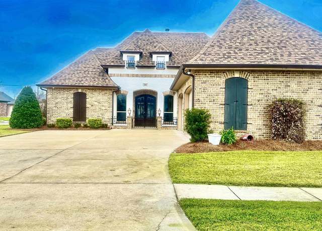 Property at 205 Terra Cane Dr, Houma, LA 70360, 4 beds, 2.5 baths