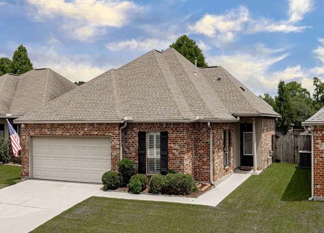 Property at 16121 Venetian Ave, Baton Rouge, LA 70817, 3 beds, 2 baths