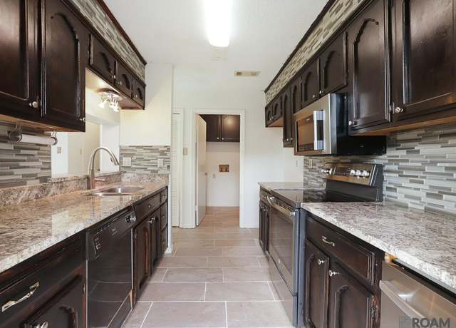 Property at 4625 Parkoaks Dr #37, Baton Rouge, LA 70816, 2 beds, 2 baths