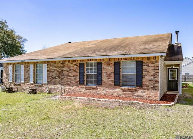 Property at 5224 Cumberland Cove Dr, Saint George, LA 70817, 3 beds, 2 baths