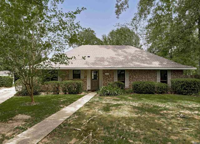 Property at 17237 General Pickett Ave, Saint George, LA 70817, 3 beds, 2 baths