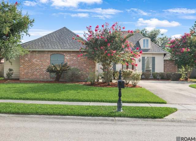 Property at 2126 Hillway Dr, Saint George, LA 70810, 4 beds, 3 baths