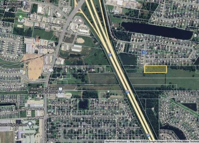 Property at 13365 W Lakeshore Dr, Prairieville, LA 70769