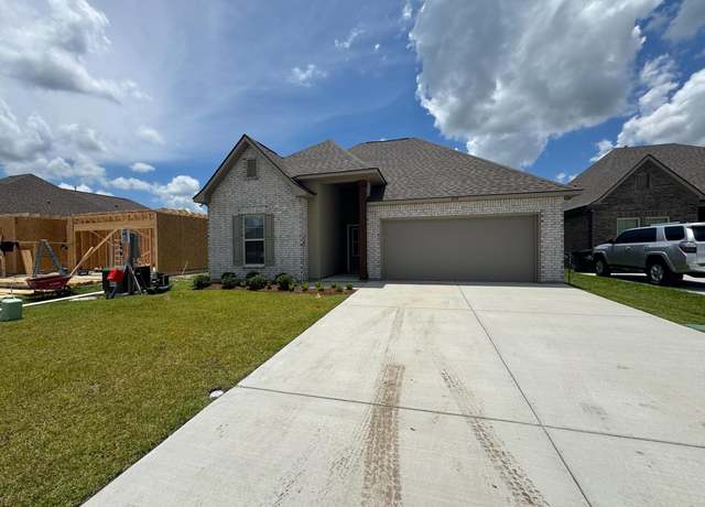 Property at 259 Owl Dr, Houma, LA 70364, 3 beds, 2 baths