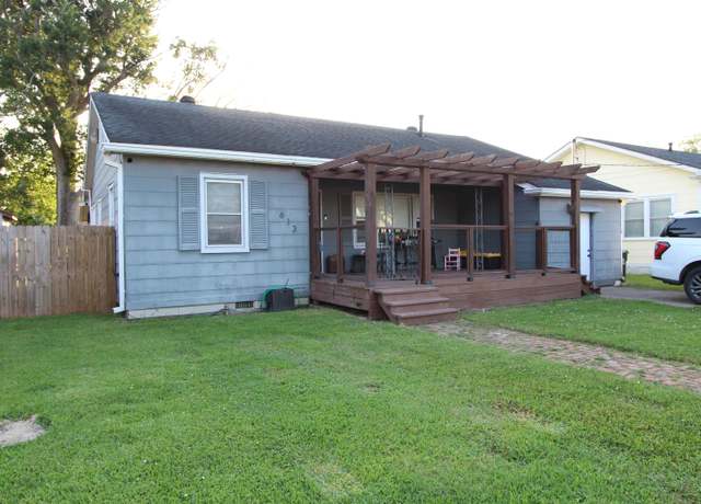 Property at 613 Duval Ave, Houma, LA 70364, 4 beds, 2 baths