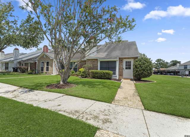 Property at 5365 Sleepy Hollow Dr, Baton Rouge, LA 70817, 2 beds, 2 baths