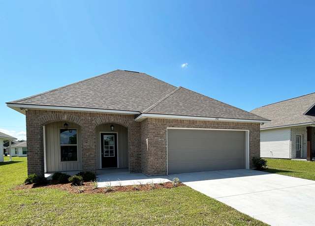 Property at 310 Jacey Dr, Thibodaux, LA 70301, 3 beds, 2 baths