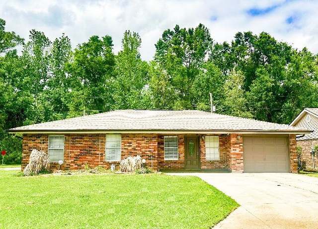 Property at 701 Linda Ann Ave, Gray, LA 70359, 3 beds, 2.5 baths