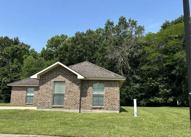 Property at 705 Chemin Dr, Baker, LA 70714, 3 beds, 2 baths