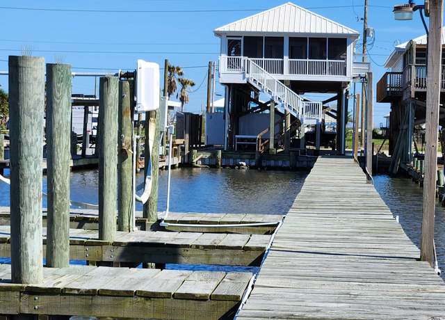 Property at 1049 Highway 1, Grand Isle, LA 70358, 3 beds, 2.5 baths