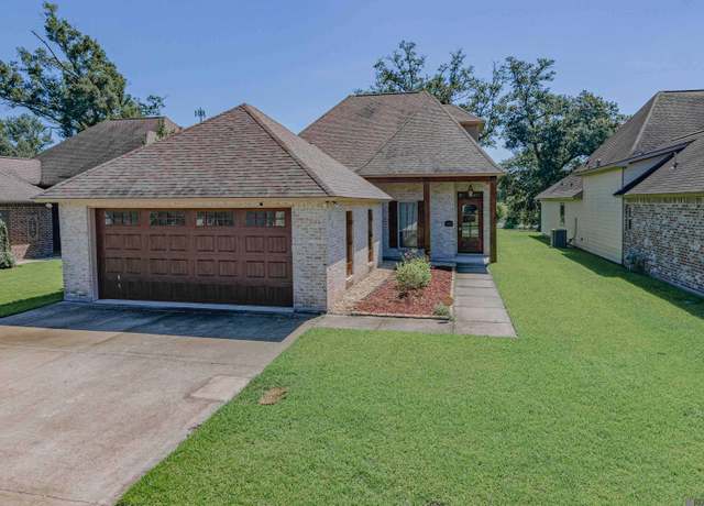 Property at 12202 Deventer Dr, Geismar, LA 70734, 3 beds, 2.5 baths