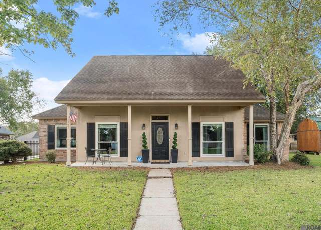 Property at 5310 Herridge Dr, Baton Rouge, LA 70817, 3 beds, 2 baths