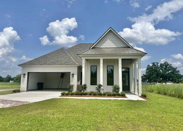 Property at 7015 Comtois Ct, Baton Rouge, LA 70820, 3 beds, 2.5 baths