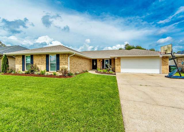 Property at 213 Aspen Dr, Houma, LA 70360, 4 beds, 2 baths