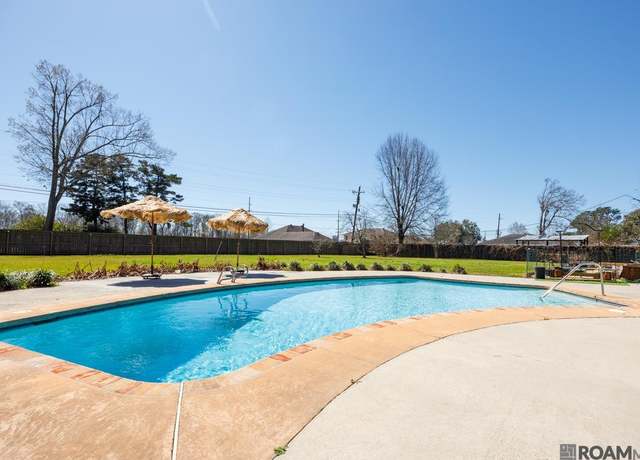 Property at 11640 King Richard Dr, Baton Rouge, LA 70815, 5 beds, 4 baths