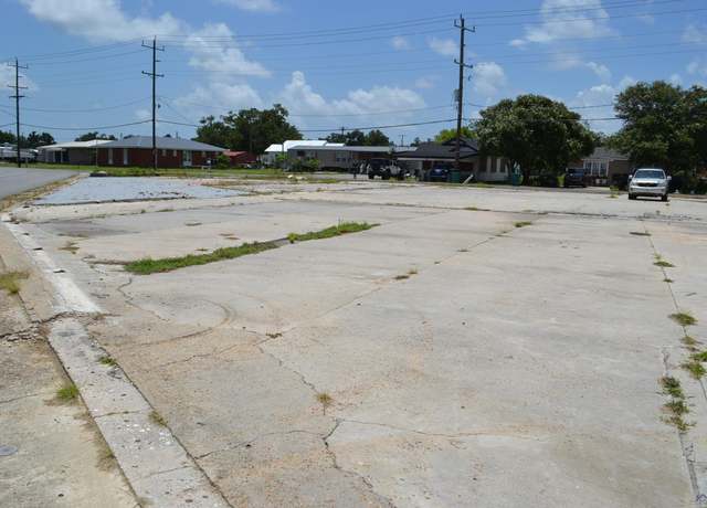Property at 1720 South Bayou Dr, Golden Meadow, LA 70357