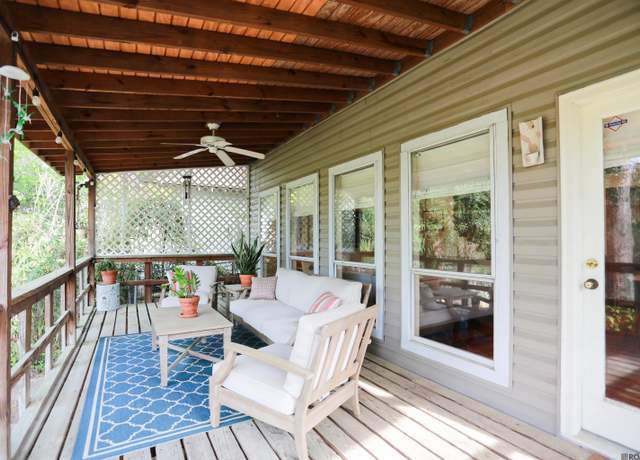 Property at 2020 Ovid St, Baton Rouge, LA 70808, 3 beds, 1.5 baths