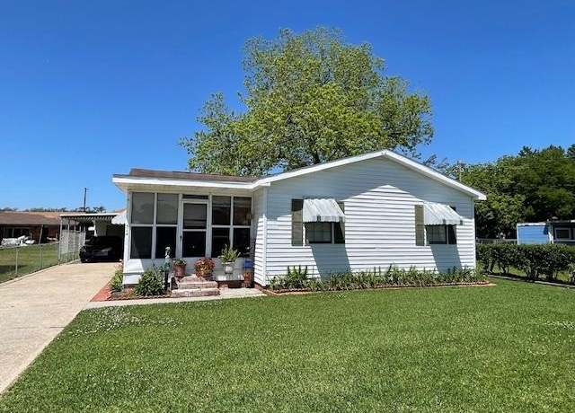Property at 314 Marmande Ave, Houma, LA 70363, 3 beds, 2 baths