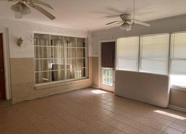 Property at 9178 Hooper Rd, Baton Rouge, LA 70818, 3 beds, 2 baths