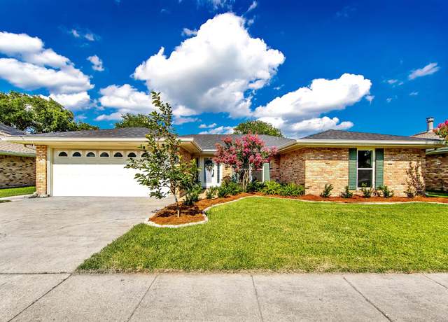 Property at 209 Coachman Dr, Houma, LA 70360, 3 beds, 2 baths