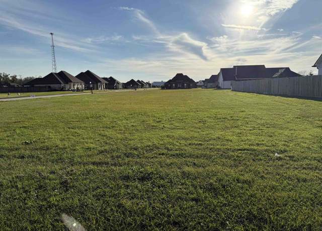 Property at 103 Lyndale Ct, Houma, LA 70364