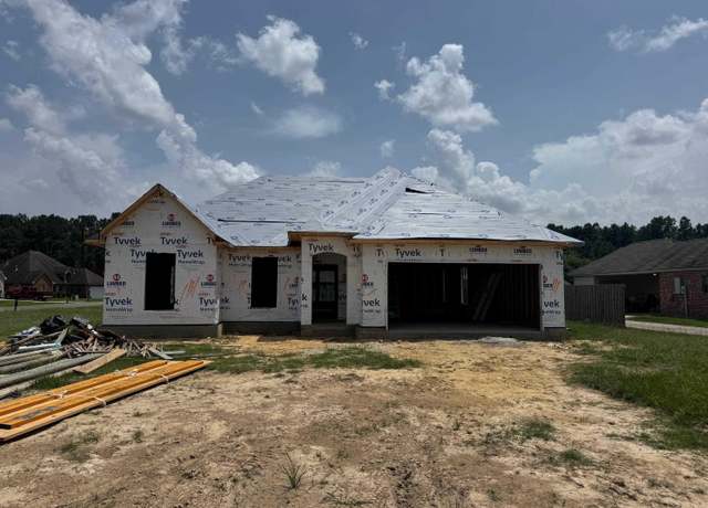 Property at 12816 Ruby Lake Dr, Walker, LA 70785, 4 beds, 2 baths