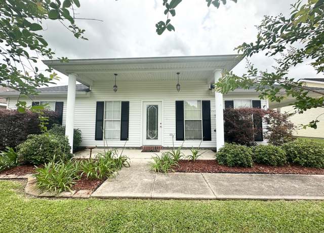Property at 336 Julie St, Gray, LA 70359, 3 beds, 2 baths