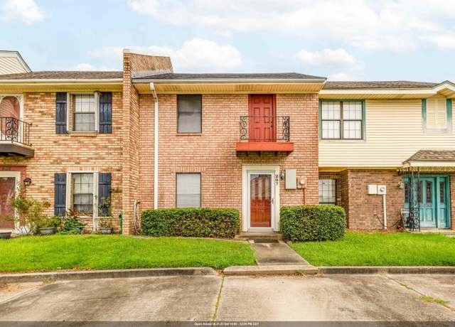 Property at 207 North French Quarter Dr, Houma, LA 70364, 2 beds, 1.5 baths