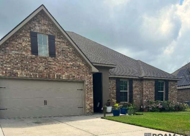 Property at 8740 Tatler St, Denham Springs, LA 70706, 4 beds, 3 baths